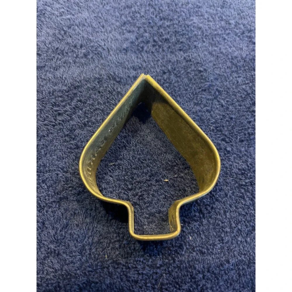 Vintage Davis Baking Powder Metal Cookie Cutter Spade Shape Advertising Tool